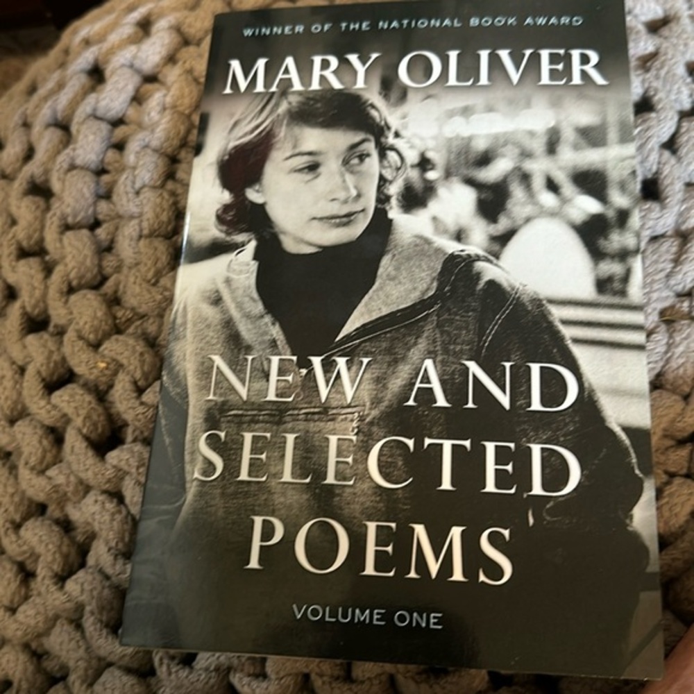 New and Selected Poems by Mary Oliver